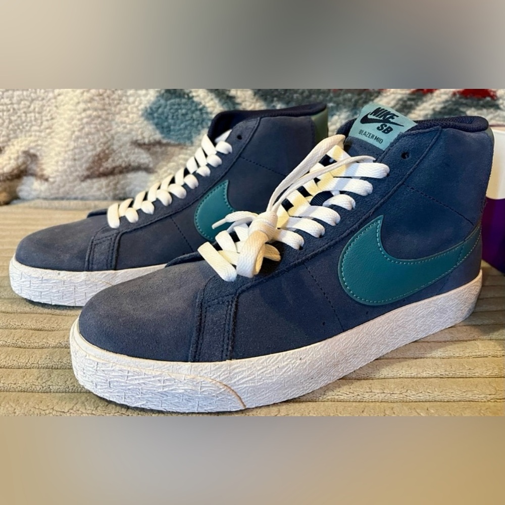 NIKE SB ZOOM BLAZER MID
